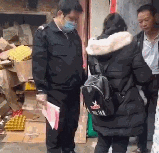 “親愛的戰(zhàn)友，請立即執(zhí)行強制休息令！”
